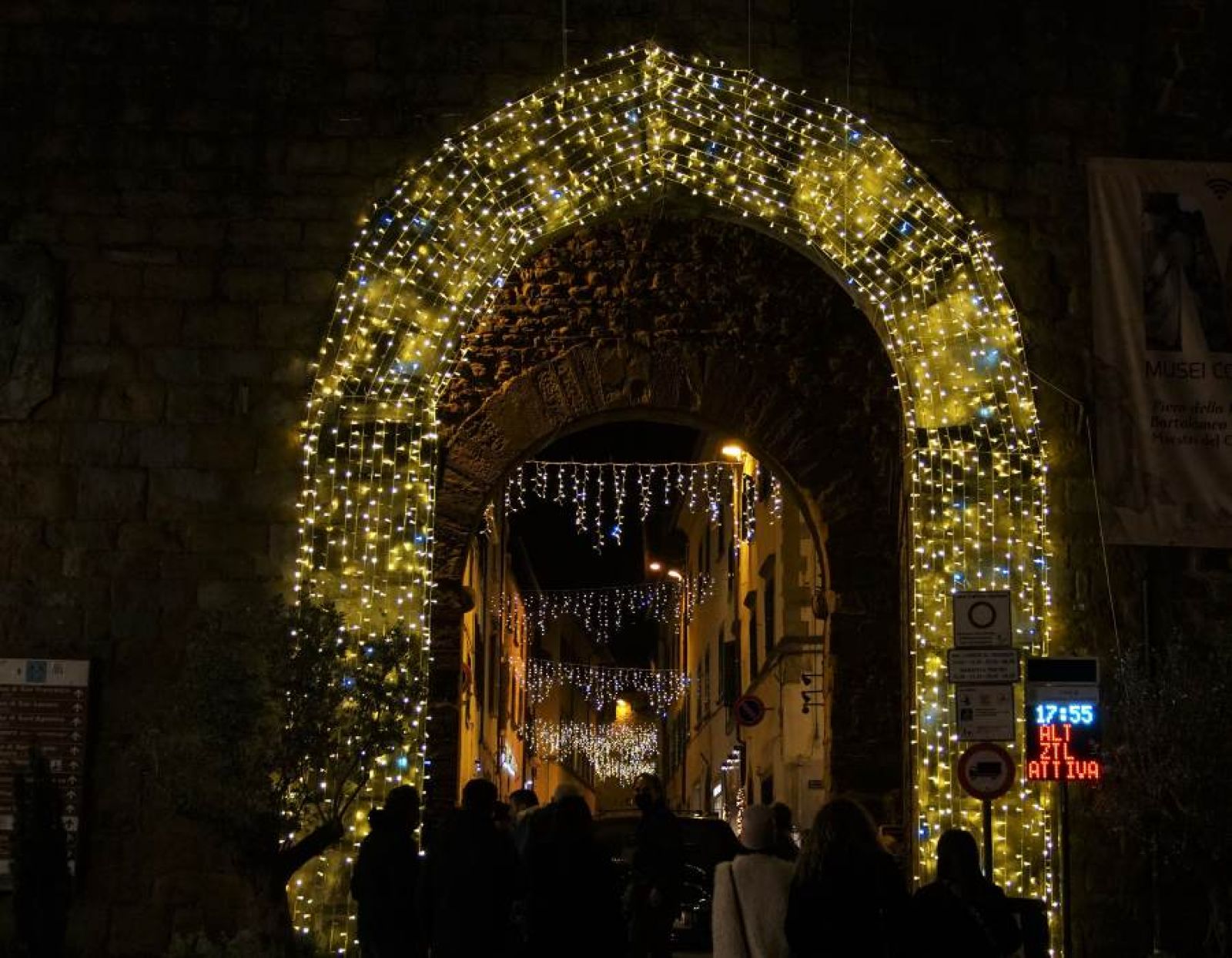 Luci porta castiglion fiorentino installazione a Perugia, Terni e centro italia